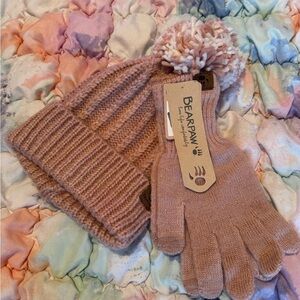NWT BearPaw Blush Knit Hat and Glove Set for Women